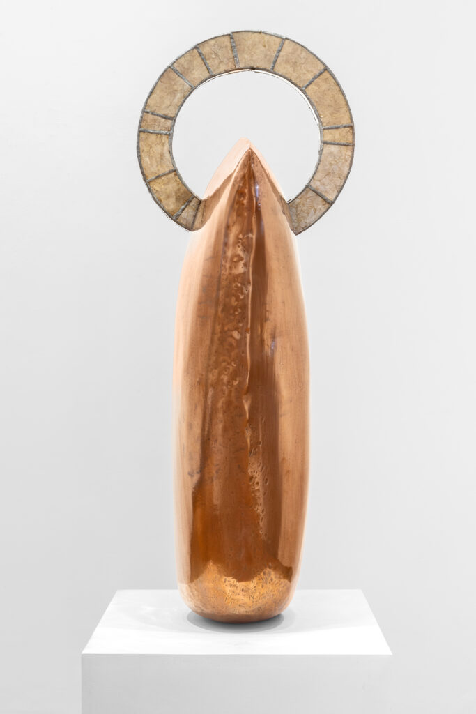 Objeto Encontrado en la Tumba de una Reina, 1996